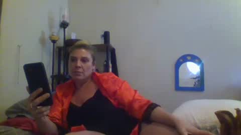 Snapshot of mandilube39 chatting on 10-05-25, 04:22 mindy22 online show from 10-05-25, 04:22