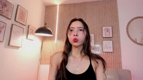Snapshot of mandy_bloom chatting on 04-24-26, 07:49 mandy_bloom online show from 04-24-26, 07:49