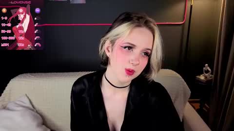 Luna online show from 02-24-26, 09:24