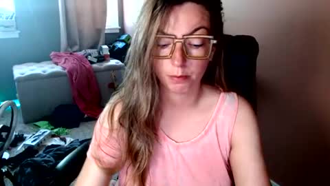 Snapshot of mandybabyxxx chatting on 06-16-26, 06:43 MandyBabyXXX online show from 06-16-26, 06:43