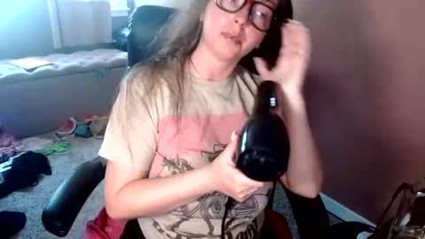 Snapshot of mandybabyxxx chatting on 07-07-26, 11:09 MandyBabyXXX online show from 07-07-26, 11:09
