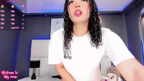 manellyksparklee online show from 11-06-25, 02:07