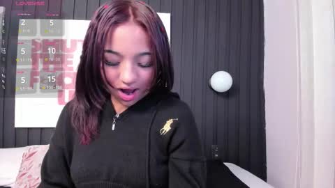 Snapshot of manelyk_evanss chatting on 11-08-25, 11:10 manelyk_evanss online show from 11-08-25, 11:10