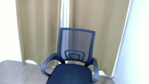 Snapshot of manliguezaris33 chatting on 05-13-26, 03:04 manliguezaris33 online show from 05-13-26, 03:04