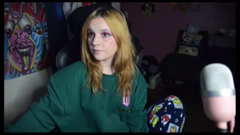 Snapshot of manner56 chatting on 11-11-25, 03:06 Manner Banana-er online show from 11-11-25, 03:06