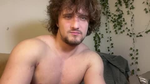 Snapshot of manolein chatting on 04-22-26, 11:17 manolein online show from 04-22-26, 11:17