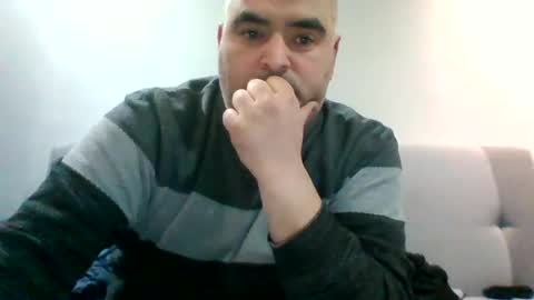 Snapshot of manu00004 chatting on 12-21-24, 08:28 marine lopez online show from 12-21-24, 08:28