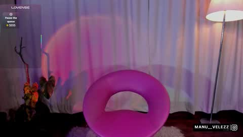 manu  velezz   Help me to get to 100 thumbs ups Tip 25tks  Rate me  online show from 02-15-26, 07:51