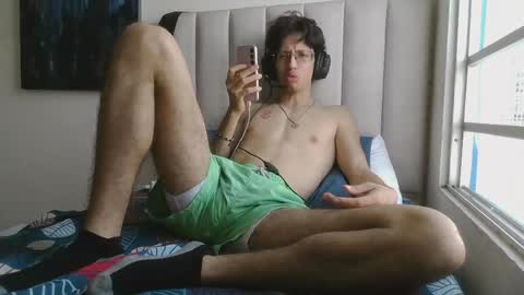 Snapshot of manu_vera8 chatting on 05-08-26, 07:52 Manuel online show from 05-08-26, 07:52