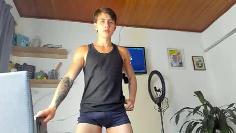 manucute 23  online show from 10-28-25, 03:14