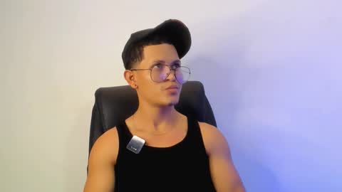 Manuel online show from 10-08-25, 07:55