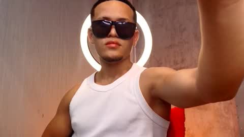 Manuel online show from 03-08-26, 01:26