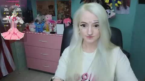 Manuela online show from 06-16-26, 07:38