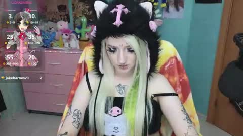 Manuela online show from 07-15-26, 08:14