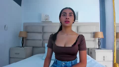 Manuela online show from 01-06-26, 08:56