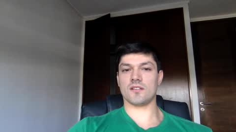 Snapshot of manuelgasdcon chatting on 11-17-25, 02:45 manuelgasdcon online show from 11-17-25, 02:45