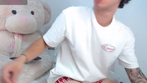Manuel online show from 05-09-26, 03:01