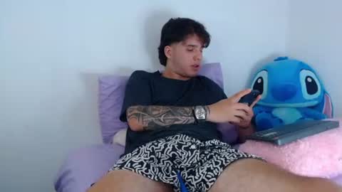 Manuel online show from 06-11-26, 03:04