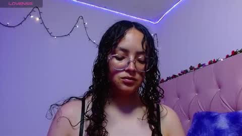 Snapshot of manumeow_ chatting on 12-01-25, 10:26 Manu online show from 12-01-25, 10:26