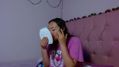 Snapshot of manumeow_ chatting on 12-04-25, 10:18 Manu online show from 12-04-25, 10:18