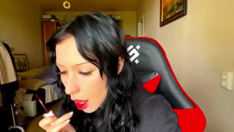 Emma online show from 06-04-26, 06:19