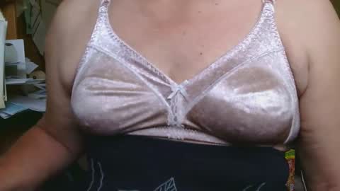 manwithboobs online show from 09-18-25, 06:32