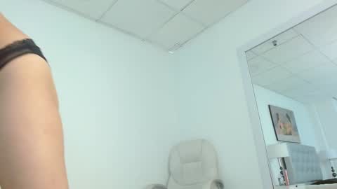 Snapshot of mar_gh chatting on 12-21-24, 08:10   online show from 12-21-24, 08:10