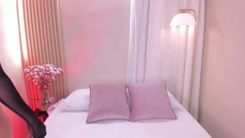 Mara  online show from 12-02-25, 08:37