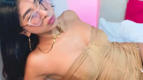 Snapshot of maraa_fox chatting on 10-29-25, 10:33 maraa_fox online show from 10-29-25, 10:33