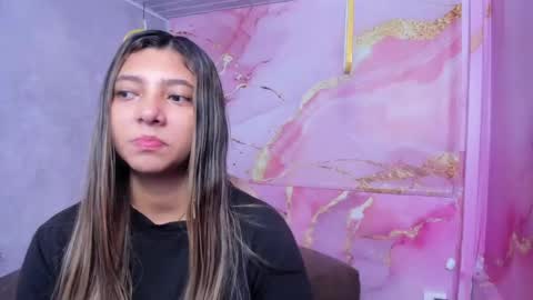 Maraluna online show from 04-25-26, 11:13