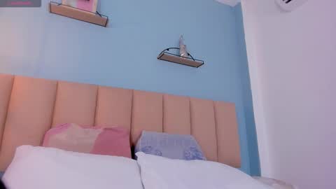 Snapshot of maraowen chatting on 11-06-25, 12:28 Mara online show from 11-06-25, 12:28