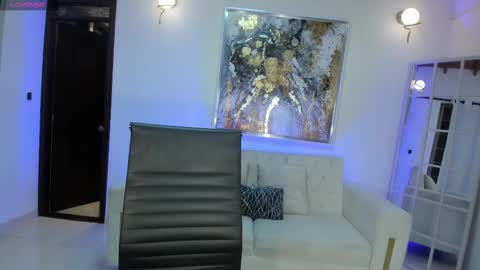 MARA  online show from 03-11-25, 01:59