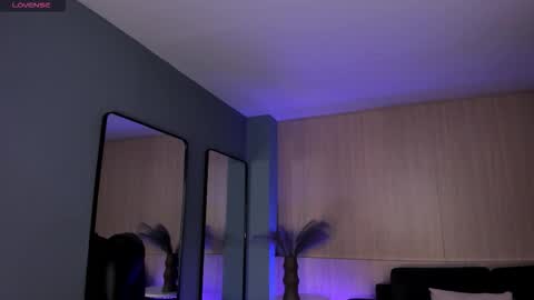 MARA  online show from 09-11-25, 10:04