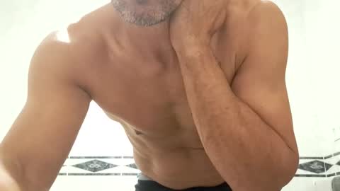 Snapshot of maravilhoso1 chatting on 10-31-25, 08:32 maravilhoso1 online show from 10-31-25, 08:32