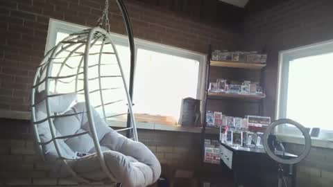 Snapshot of marcakawvu chatting on 09-15-25, 07:47 Marc online show from 09-15-25, 07:47