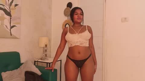 Snapshot of marcela_cepeda chatting on 07-24-26, 07:01 Mar online show from 07-24-26, 07:01