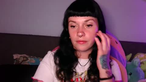 MarcelineAltaria online show from 09-12-25, 04:01