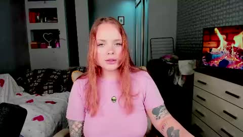 Snapshot of marcelinepeach chatting on 06-13-26, 12:08 Sara online show from 06-13-26, 12:08