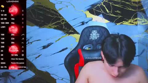 Snapshot of marcelo_boy chatting on 11-05-25, 11:43 marcelo_boy online show from 11-05-25, 11:43