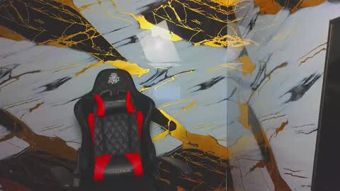 Snapshot of marcelo_boy chatting on 11-17-25, 05:19 marcelo_boy online show from 11-17-25, 05:19