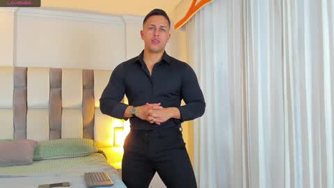 Snapshot of marcelo_costa_ chatting on 02-05-25, 10:12 Marcelo Costa online show from 02-05-25, 10:12