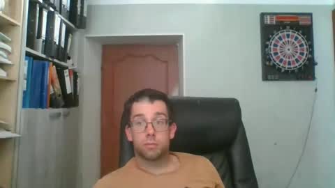 Snapshot of marcjemp chatting on 07-16-26, 01:17 marcjemp online show from 07-16-26, 01:17