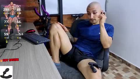 Marck  Independent model  online show from 11-19-25, 12:32