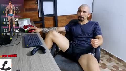 Marck  Independent model  online show from 12-20-25, 03:24