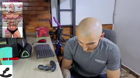 Marck  Independent model  online show from 04-27-26, 04:10