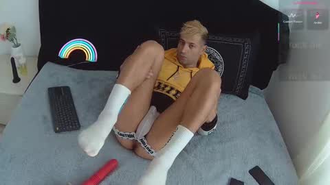 silas online show from 10-31-25, 07:09