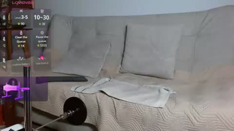 Snapshot of marcoandpolo01 chatting on 06-19-26, 02:27 Marco Polo online show from 06-19-26, 02:27