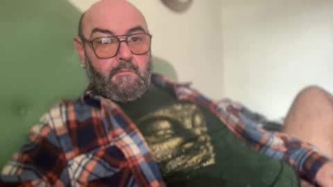 Snapshot of marcomundodj chatting on 11-16-25, 10:10 marcomundodj online show from 11-16-25, 10:10