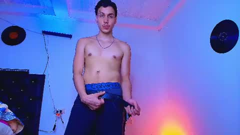 Marcus hanks1 online show from 06-12-26, 01:37