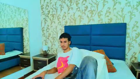 marcus_jeron online show from 10-04-25, 06:44